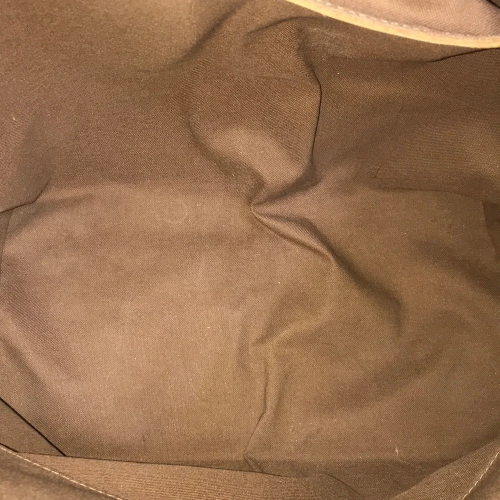 ✨ ZIPPERED ✨ EXTRA LARGE LOUIS VUITTON TOTE - Picture 7 of 14